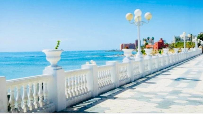Apartament Precioso Apartamento Frente Al Mar Benalbeach Benalmádena Zewnętrze zdjęcie